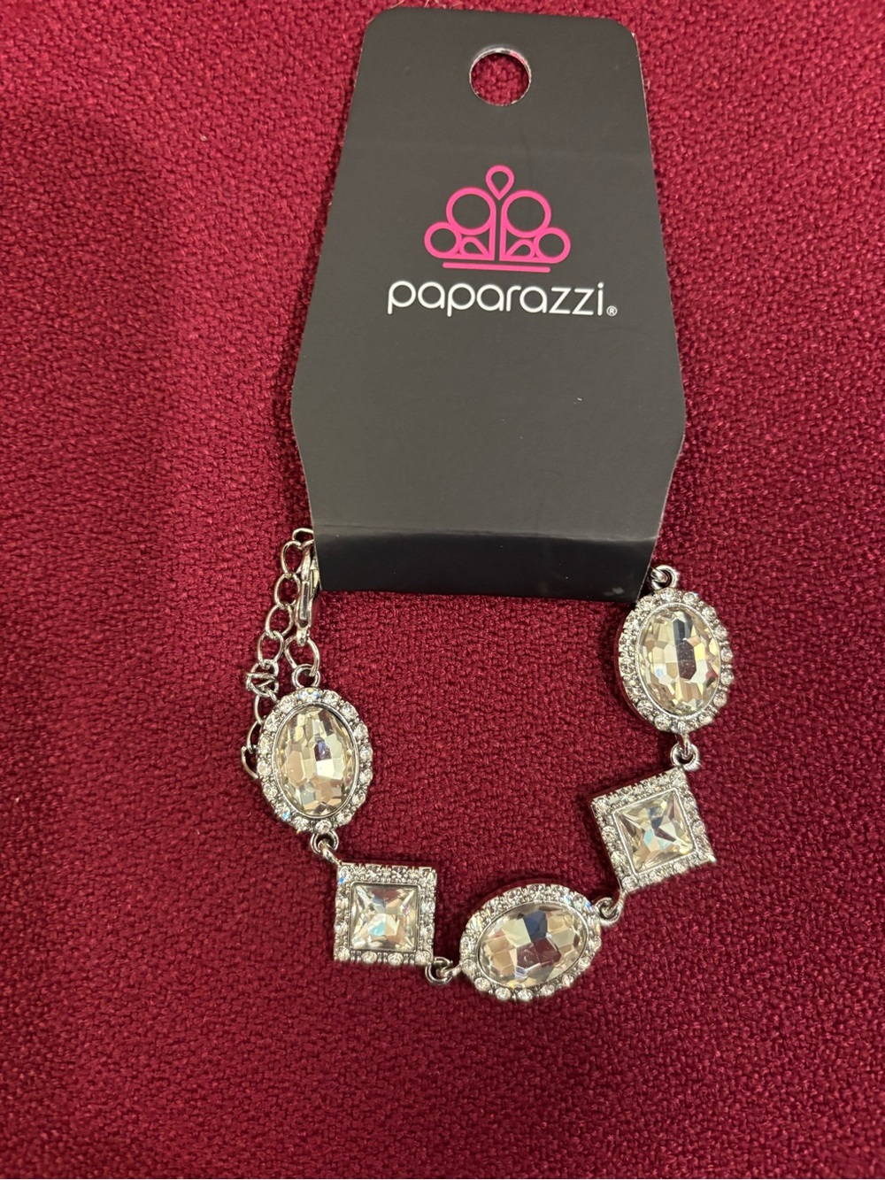 Paparazzi Jewelry  - Decade of Dazzle - White Bracelet - 7” + 2” Extender. NWT!!